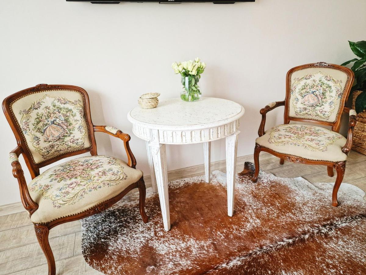 Amor Tirol Busteni (Adults Only) Zewnętrze zdjęcie
